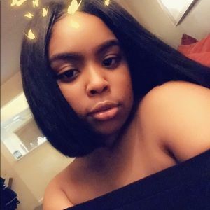 Meet your Posher, Destini